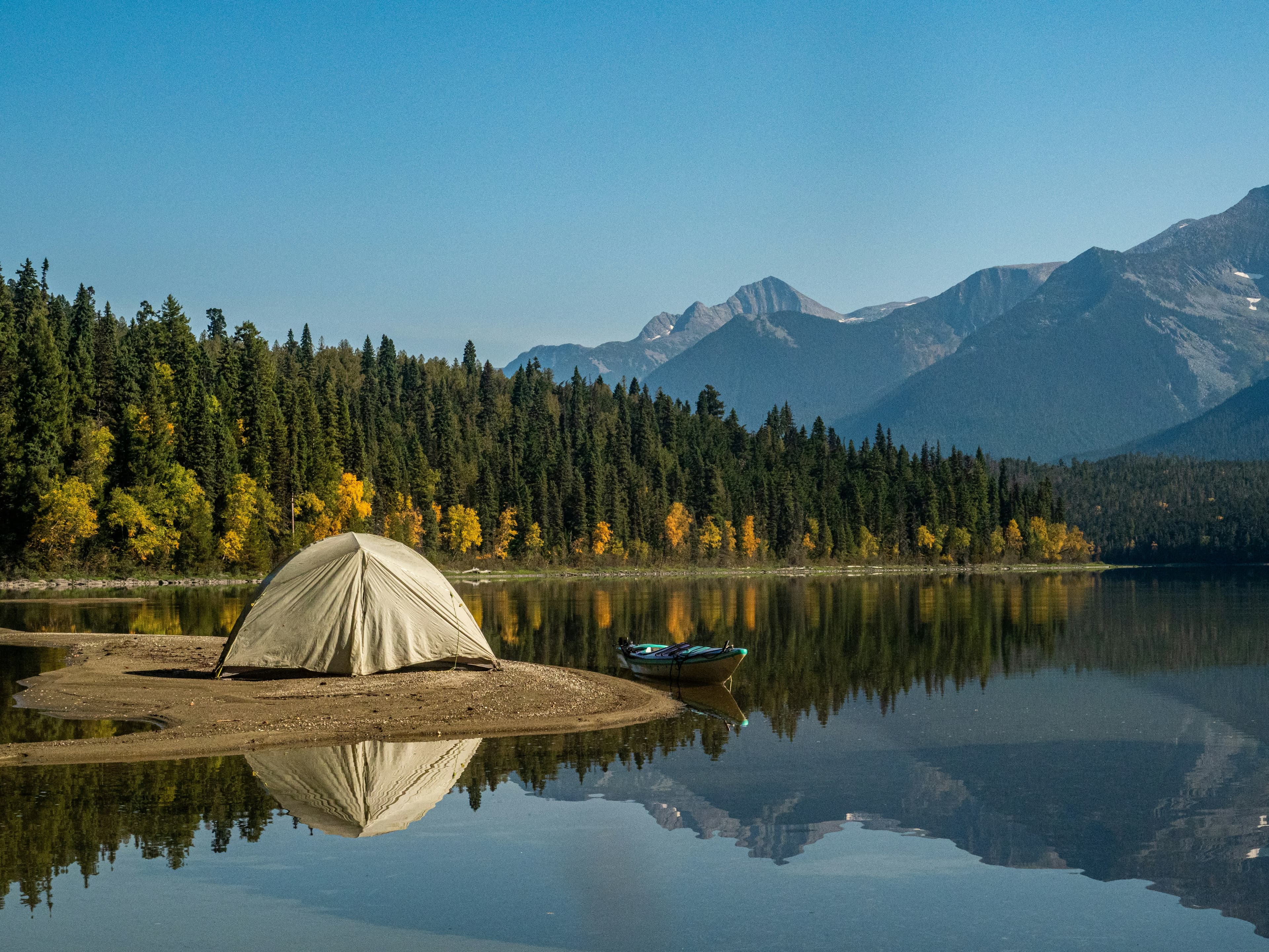 Lakeside Retreat